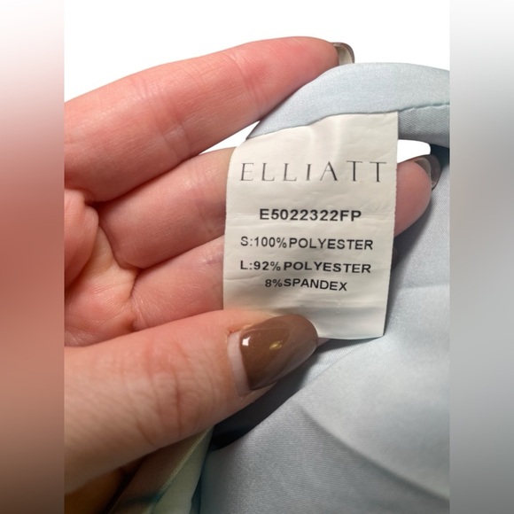 Elliatt New NWOT Gia Water Dress Size Medium - Picture 7 of 8